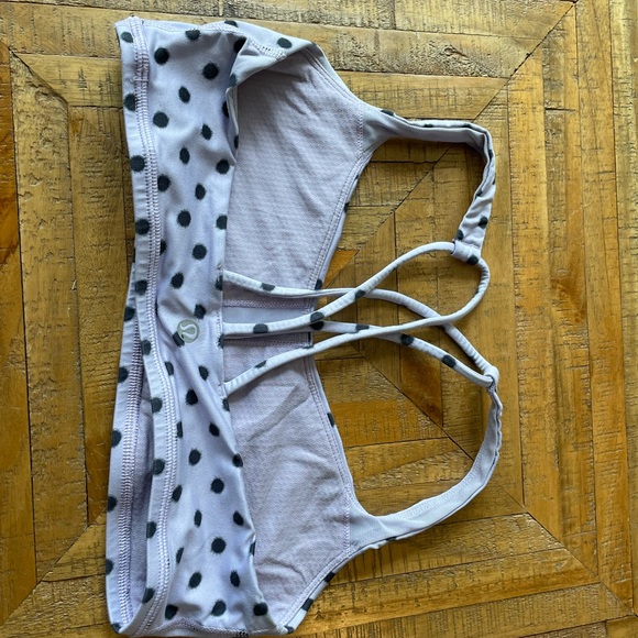 Lululemon sports bra - Picture 2 of 2